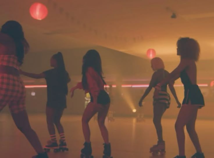 Initiation Roller Dance