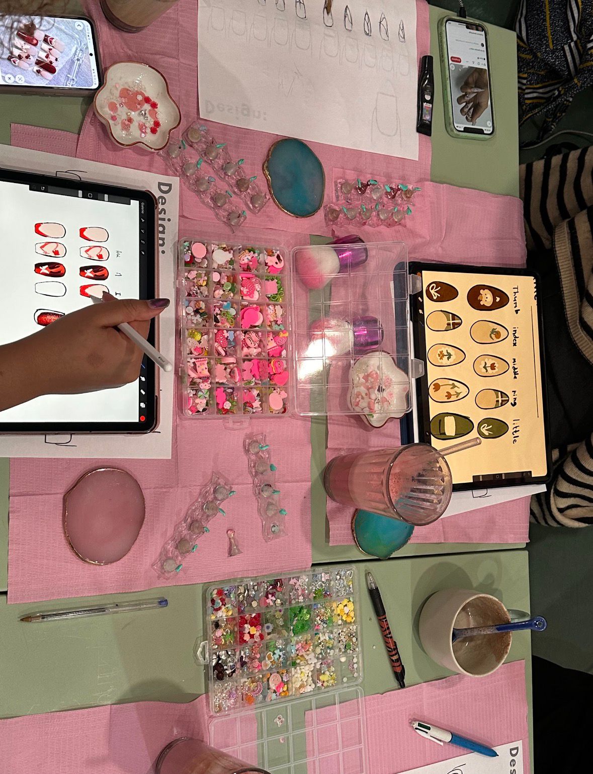 Nails Art sur Press On - La Chrysalide Paris
